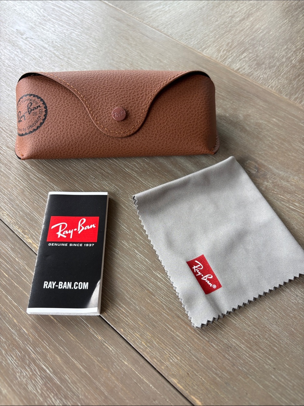 Ray-Ban Brown Leather Sunglasses Case with Gray Microfiber Cloth